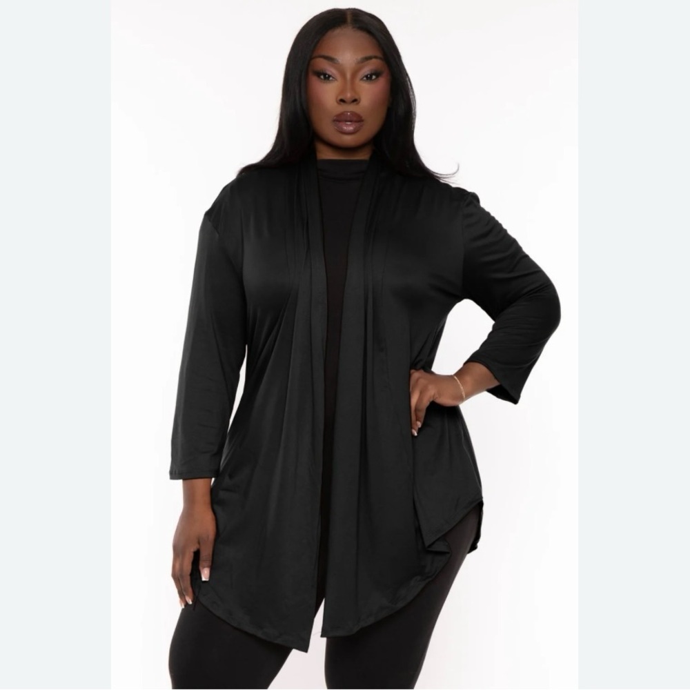 Jaclyn Smith Waterfall lite weight cardigan